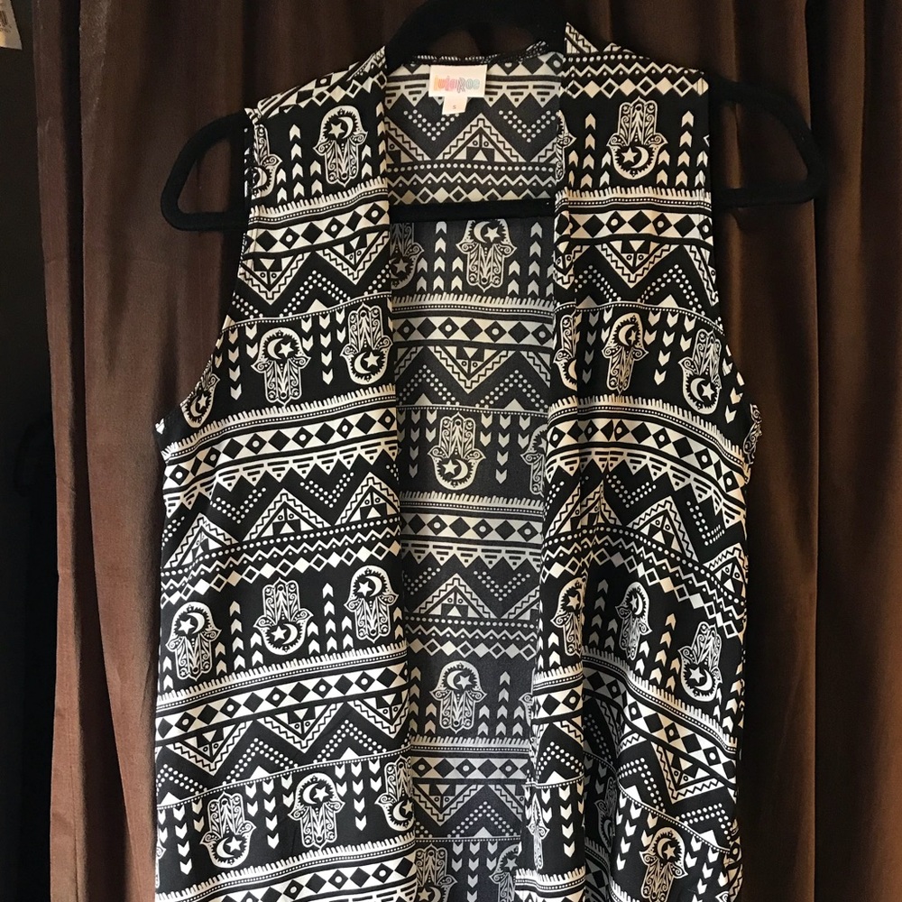 LuLaRoe Joy “Hand of Hamsa ” size Small